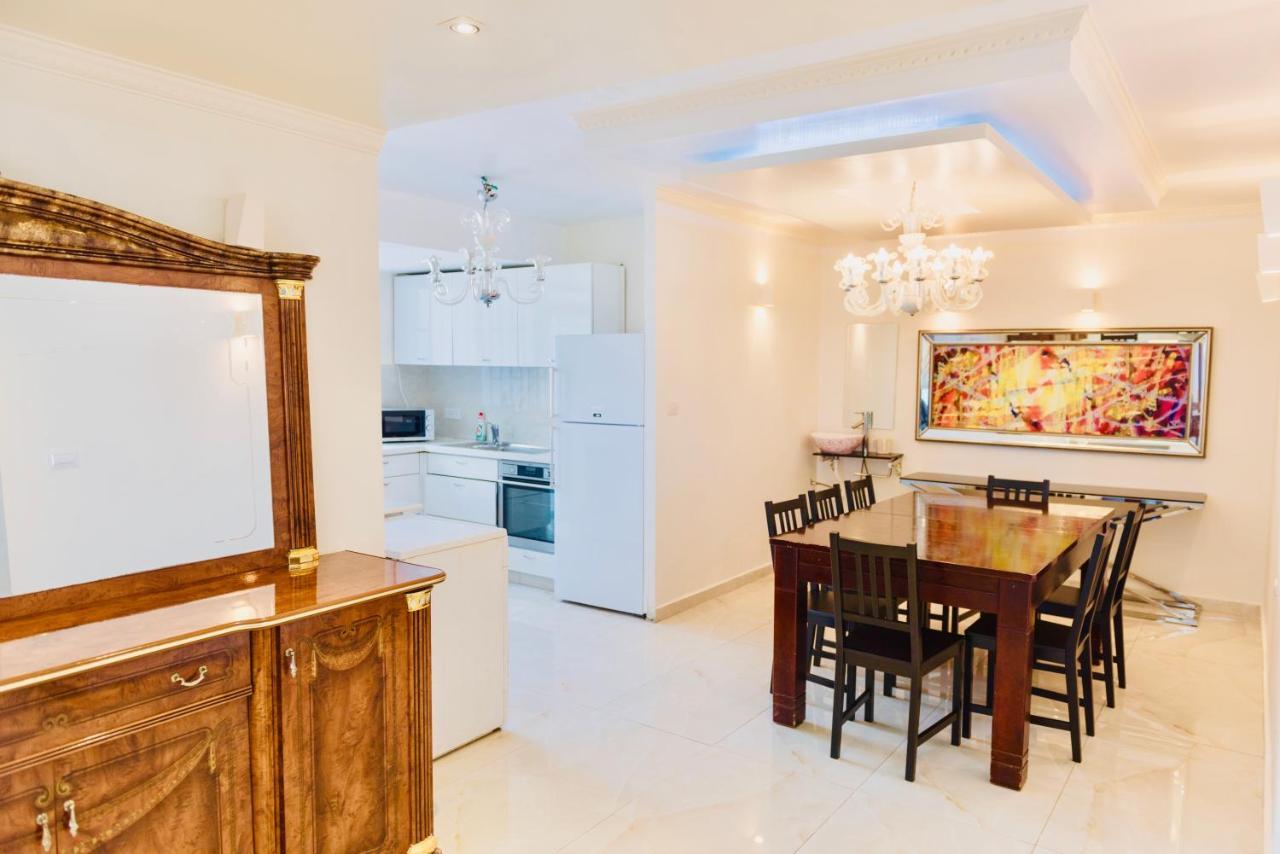 Royal Beach Front Apartments Netanya Exterior foto